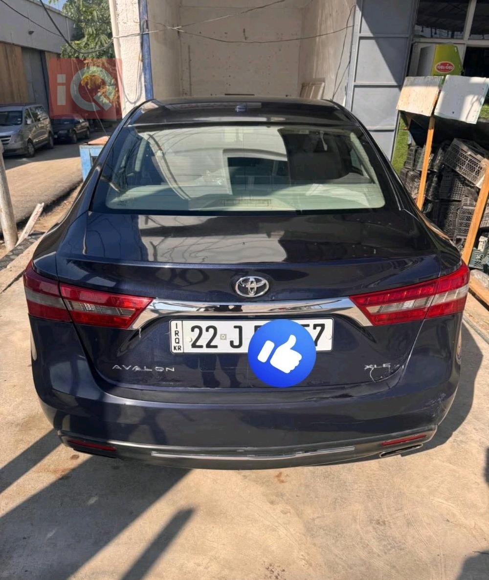 تويوتا أفالون